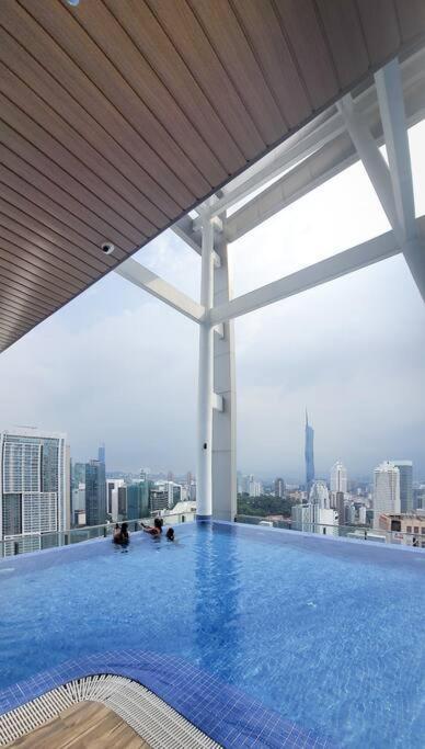 Col 108b Modern Klcc Balcony View & Infinity Pool Pangsapuri
